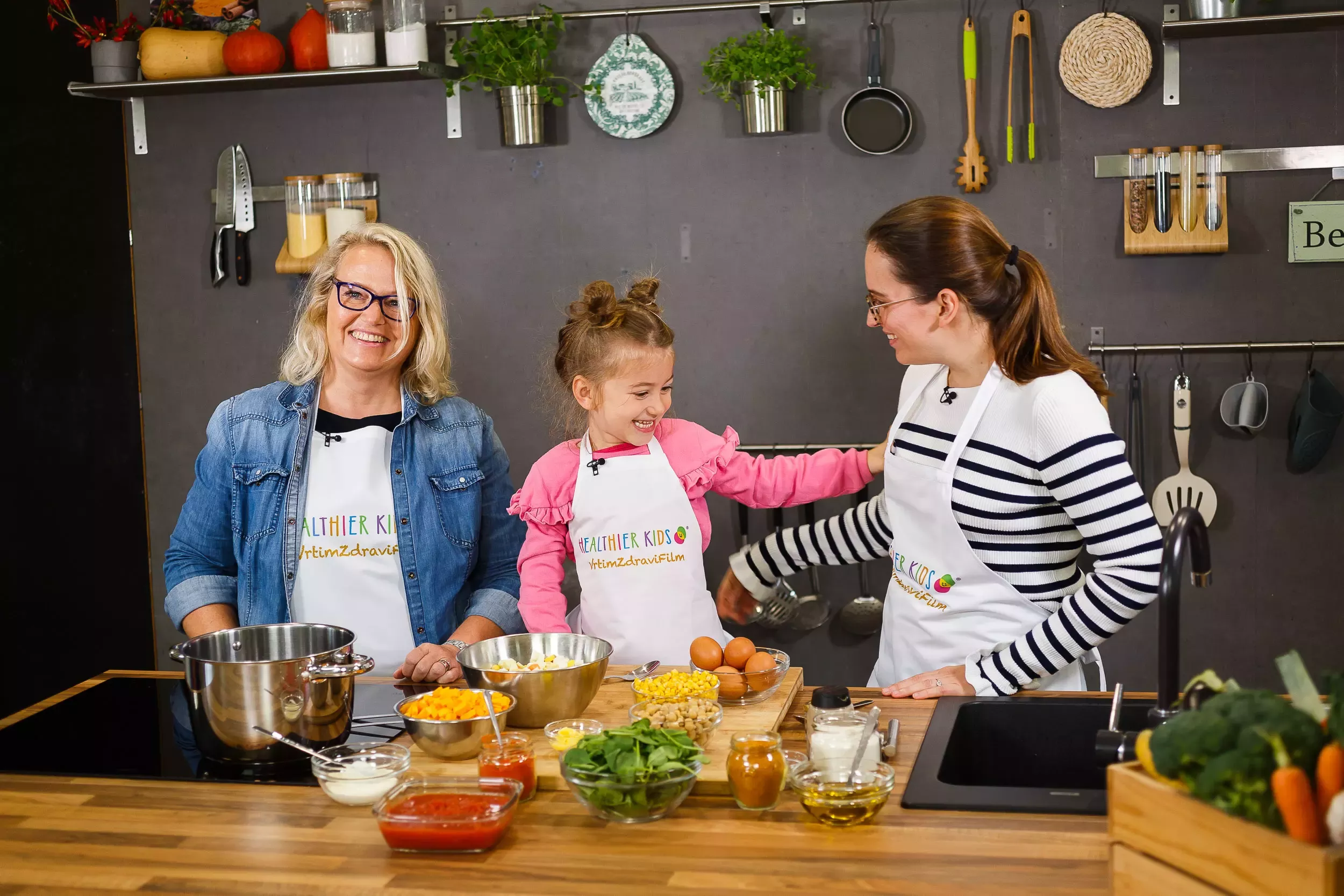 Nestlé Vrtim Zdravi Film - Koraljka Novina Brkic, Gaia Petric, Nastasja Chiara Petric